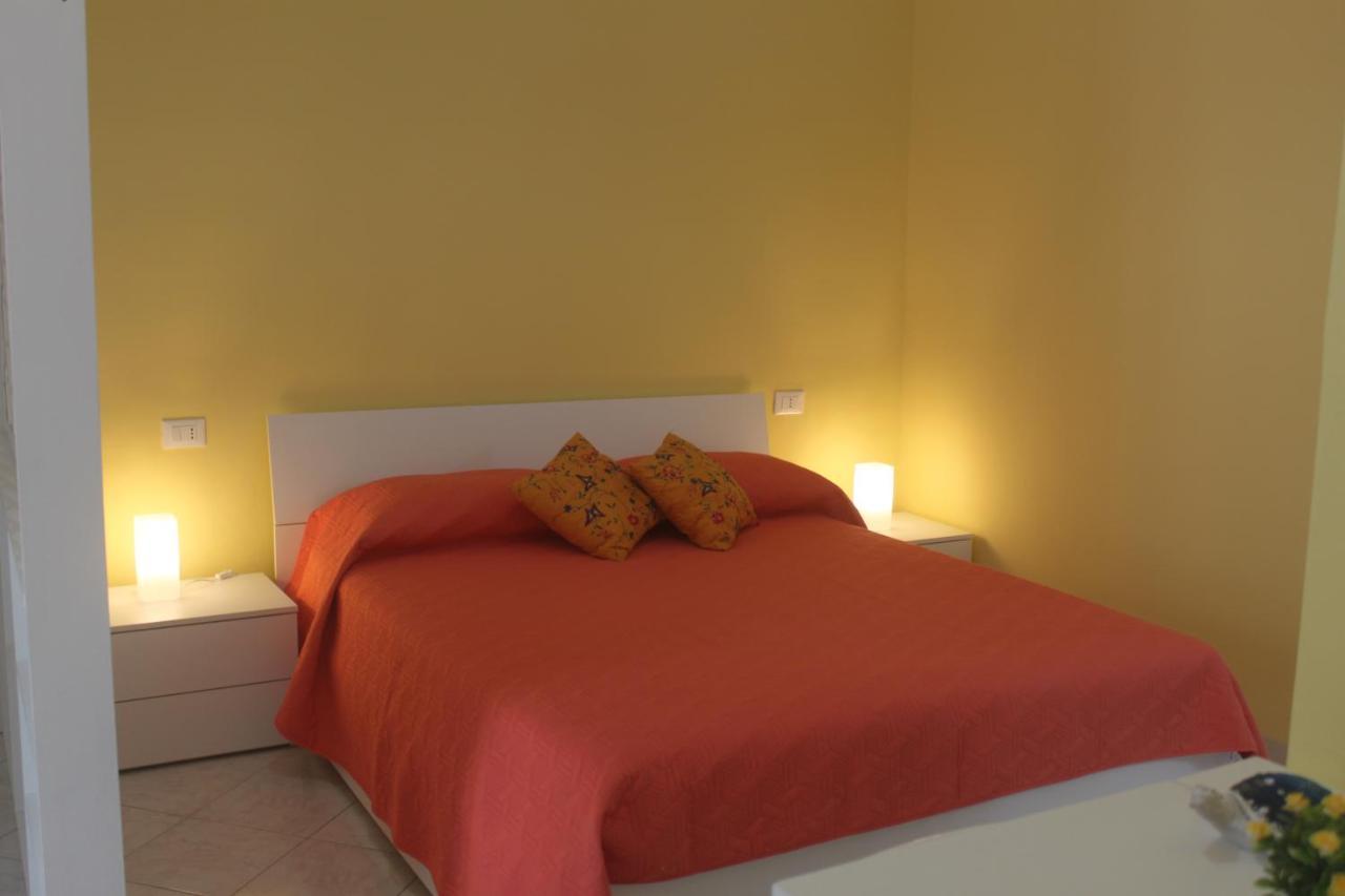 Camere Dieci Maggio- Beb Dory, Nemo, Guizzo Ponza Eksteriør billede
